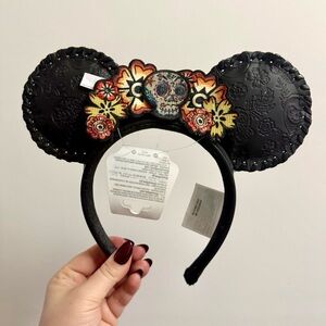 NWT Coco disney parks ear headband